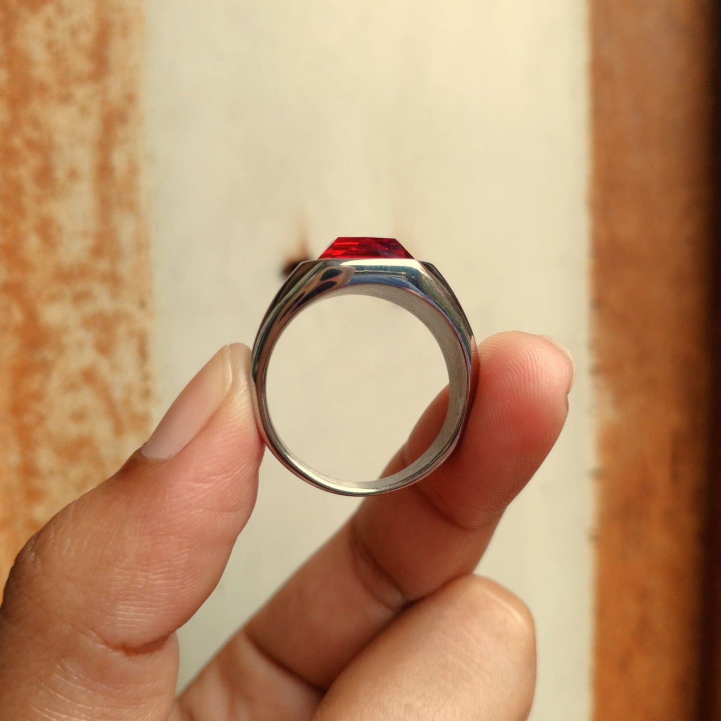 ANILLO PIEDRA ROJA