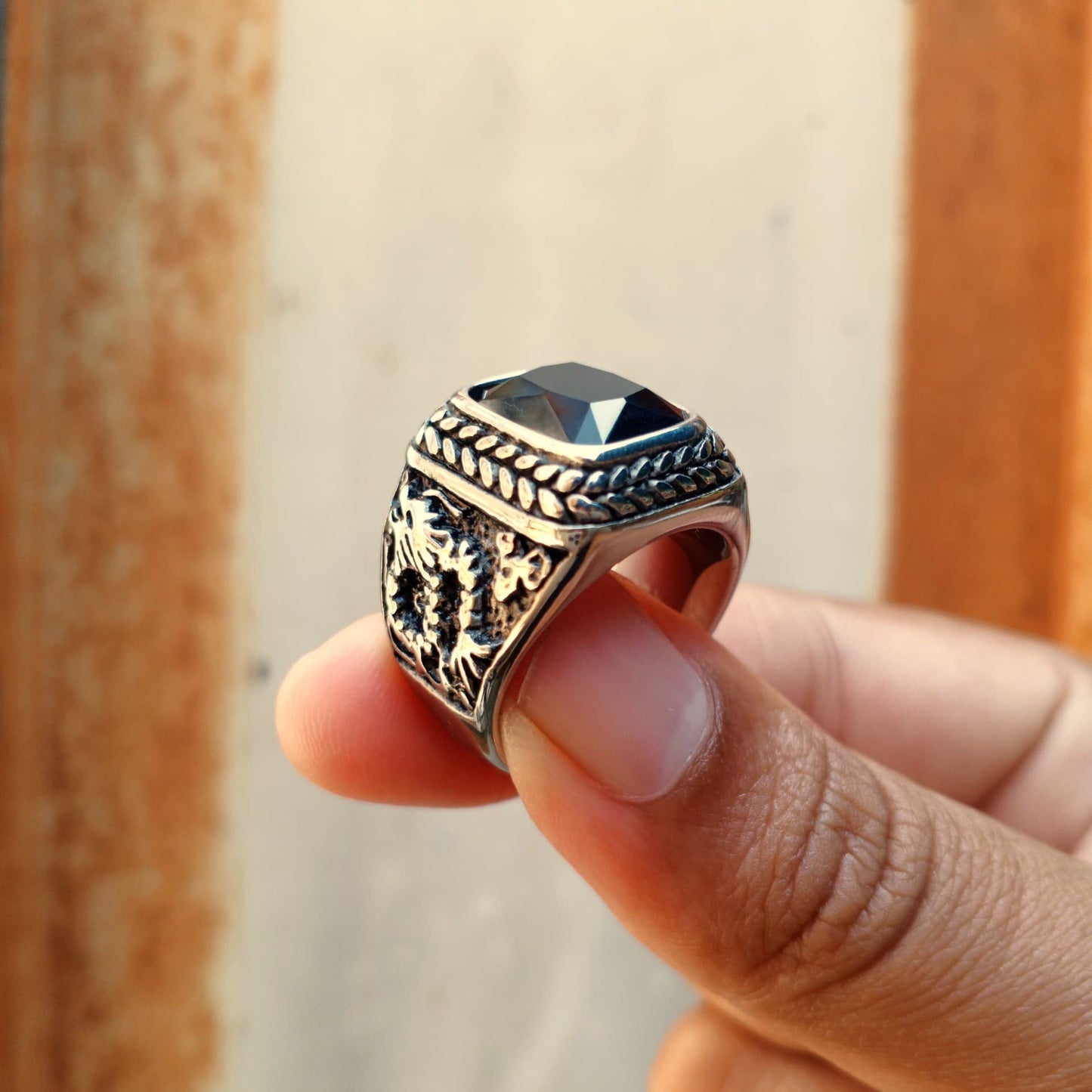 ANILLO PIEDRA NEGRA DRAGON