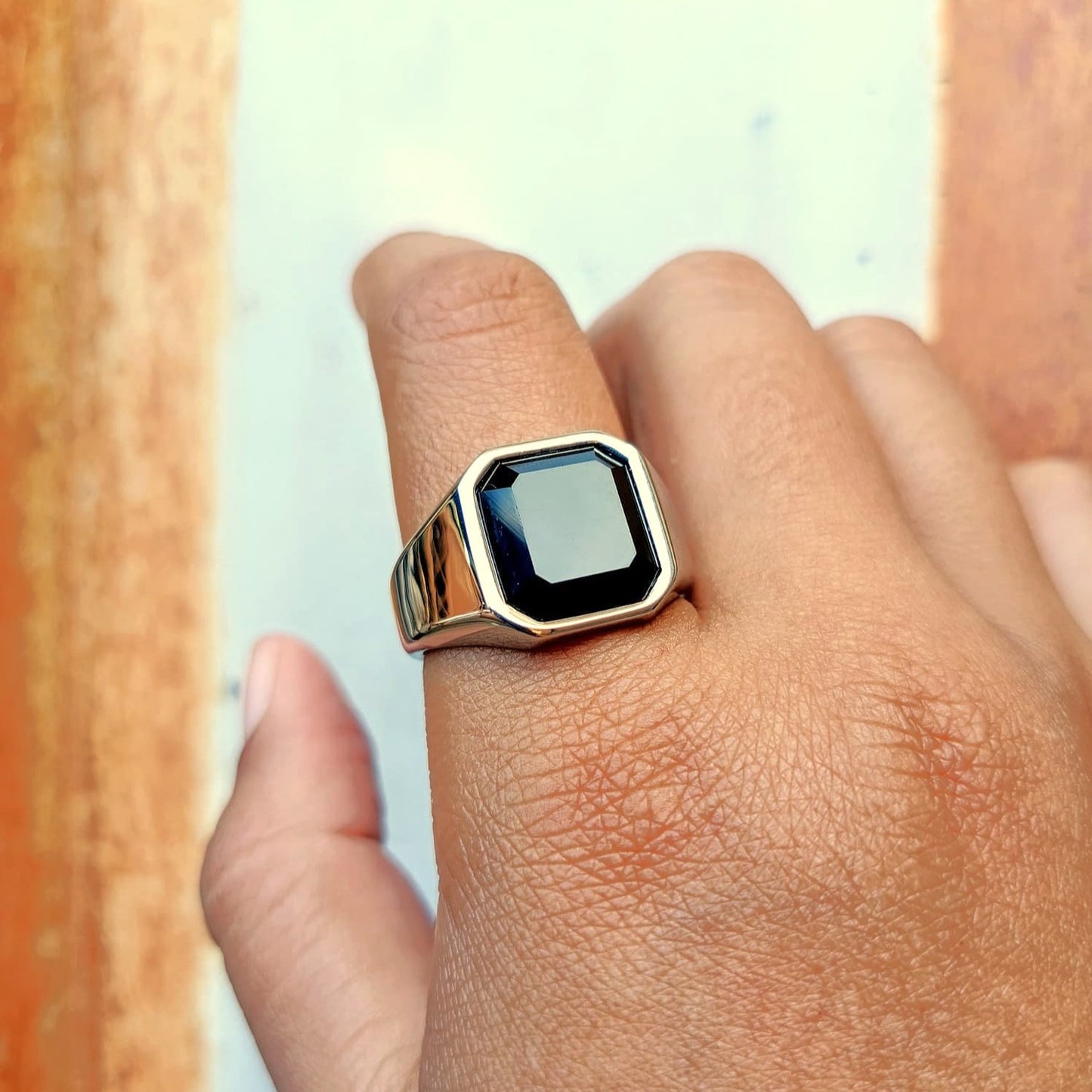 ANILLO ELEGANTE PLATEADO PIEDRA NEGRA