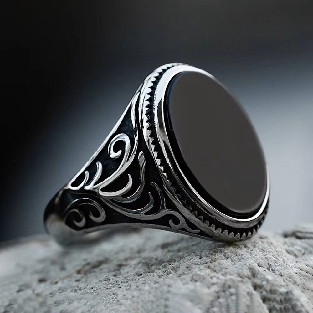 ANILLO VINTAGE PIEDRA NEGRA OVALADA