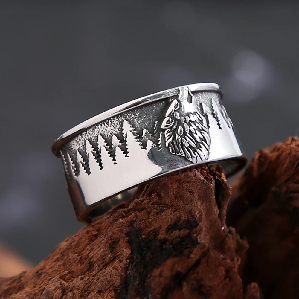 ANILLO LISO VIKINGO LOBO