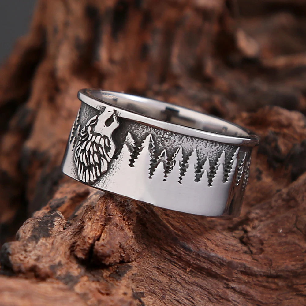 ANILLO LISO VIKINGO LOBO