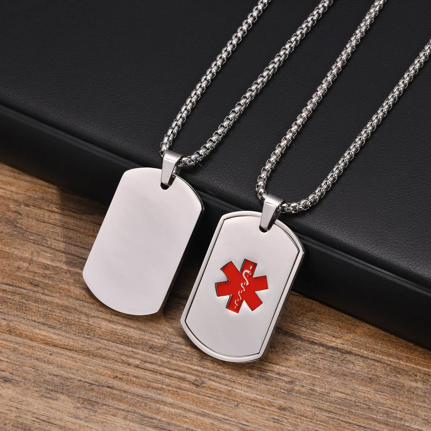 COLLAR PLACA MEDICA